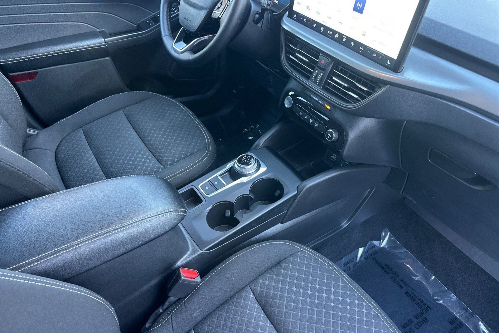 Used 2025 Ford Escape Active w/ Active Premium Tech Pack AWD/4WD image 36