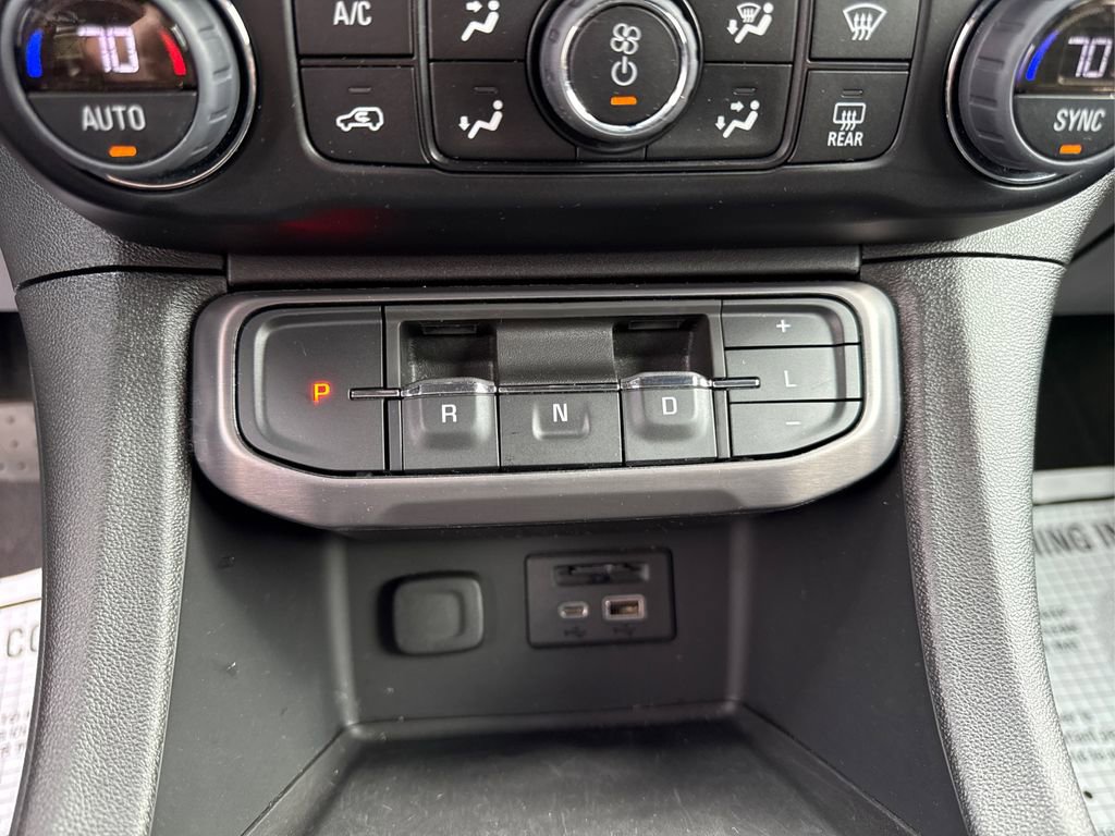 Used 2023 GMC Acadia AT4 image 38