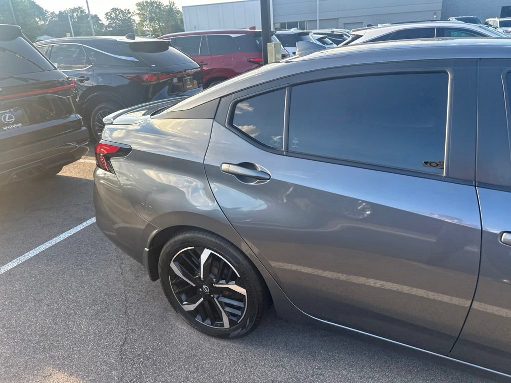 Used 2023 Nissan Versa SR w/ Trunk Package FWD image 31