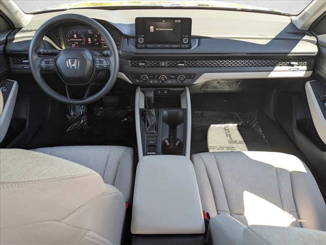 Used 2025 Honda Accord SE image 17