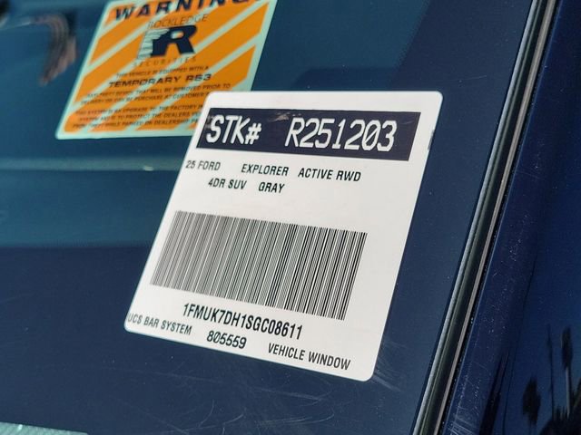 Used 2025 Ford Explorer Active RWD image 31
