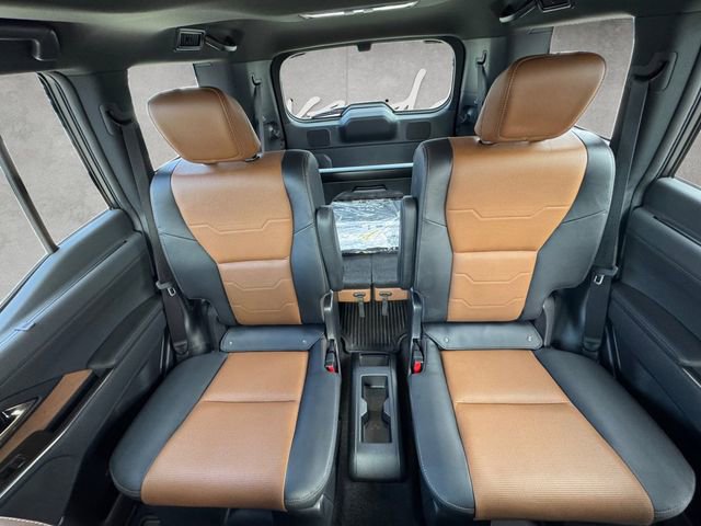 Used 2025 Lexus GX 550 image 22