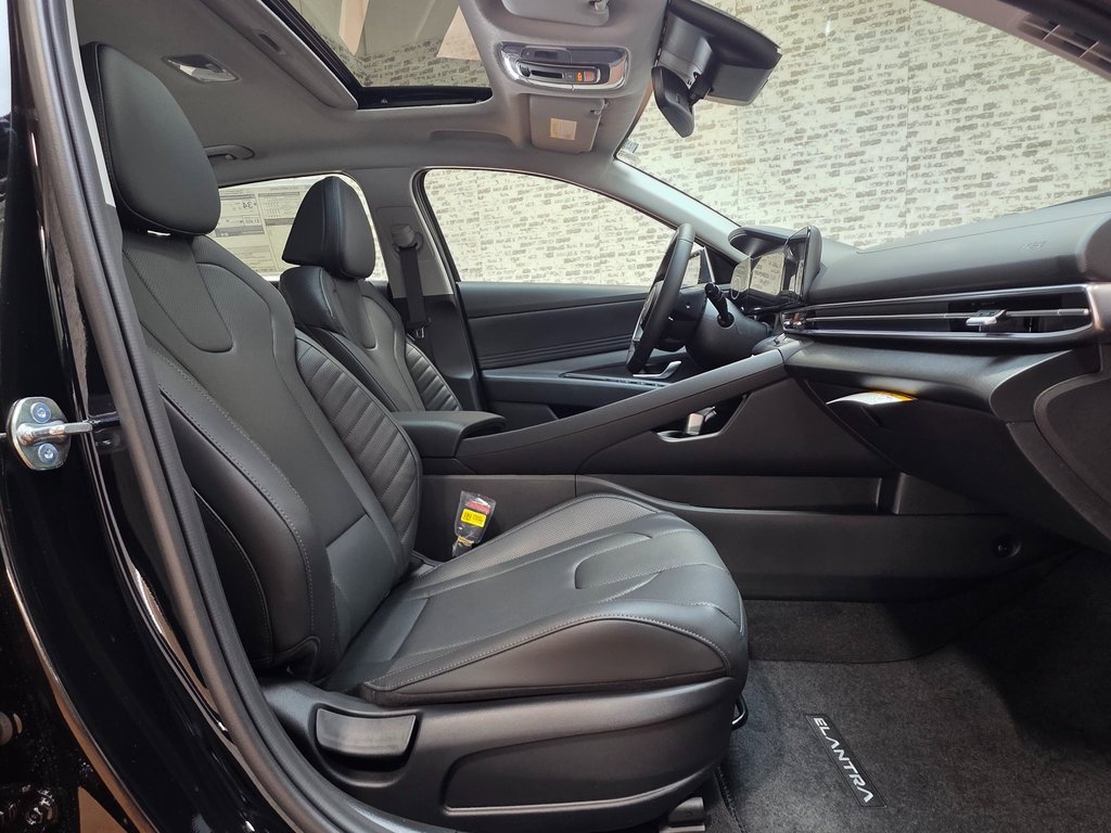 New 2026 Hyundai Elantra Limited image 9