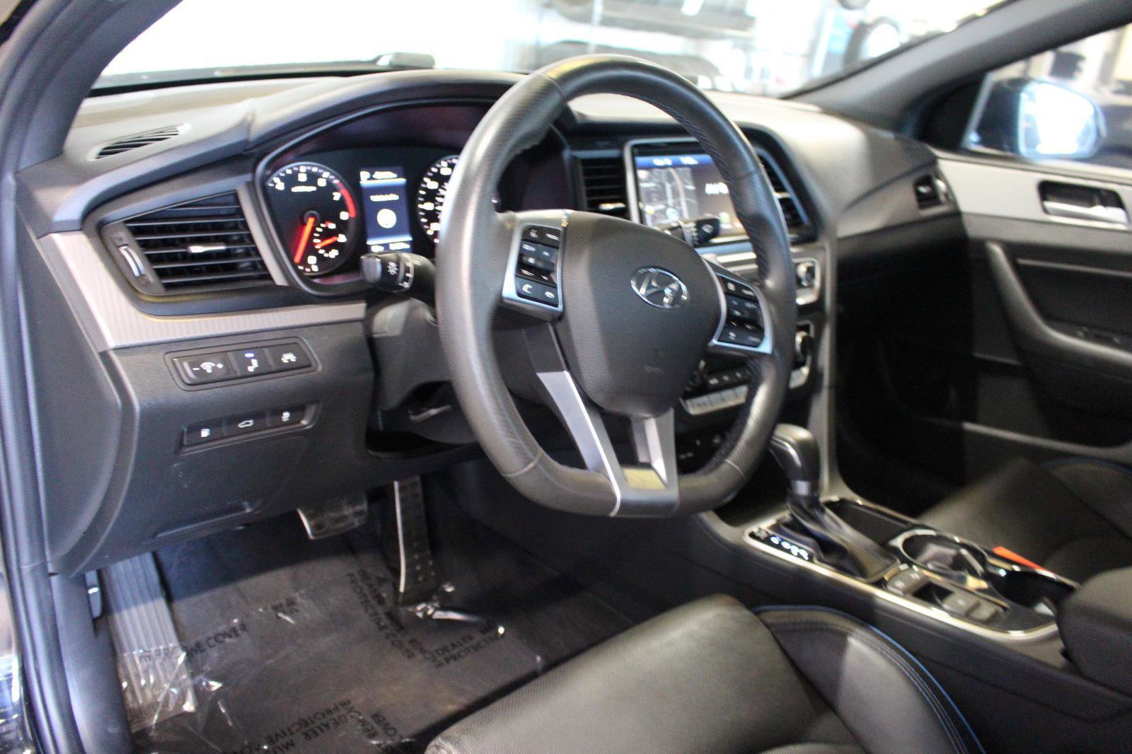 Used 2019 Hyundai Sonata Limited image 17