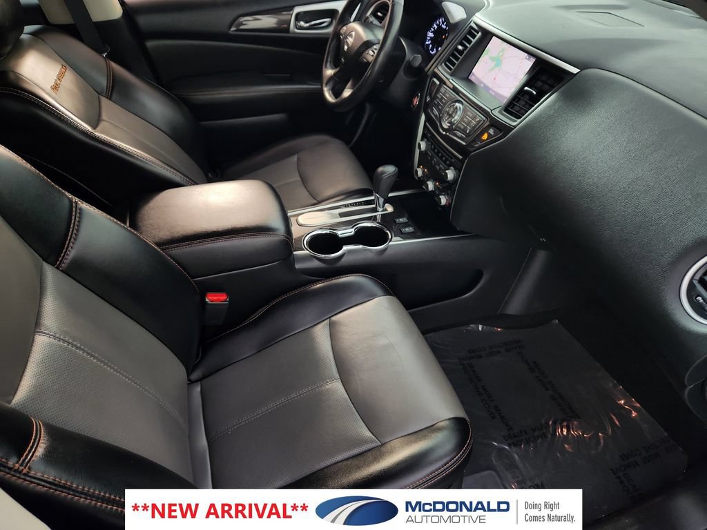 Used 2019 Nissan Pathfinder SL w/ Rock Creek Edition FWD image 15