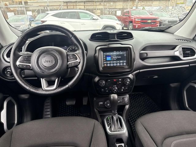Used 2021 Jeep Renegade Latitude w/ Convenience Group image 17