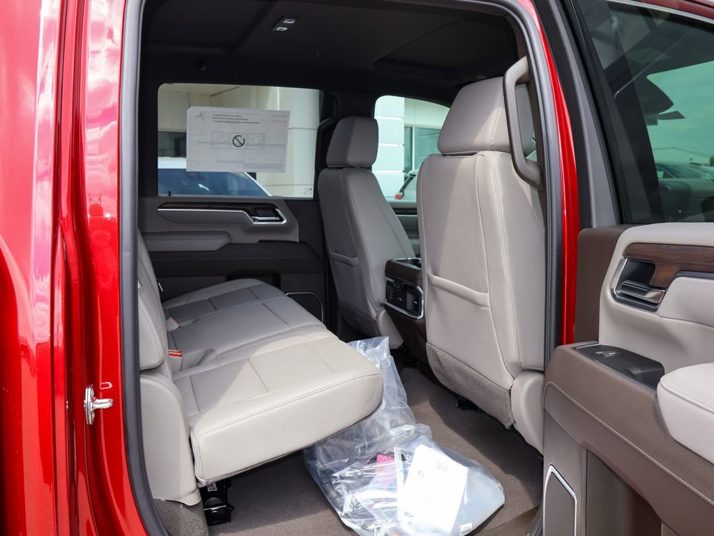 New 2026 GMC Sierra 3500 SLT w/ SLT Premium Package AWD/4WD image 33