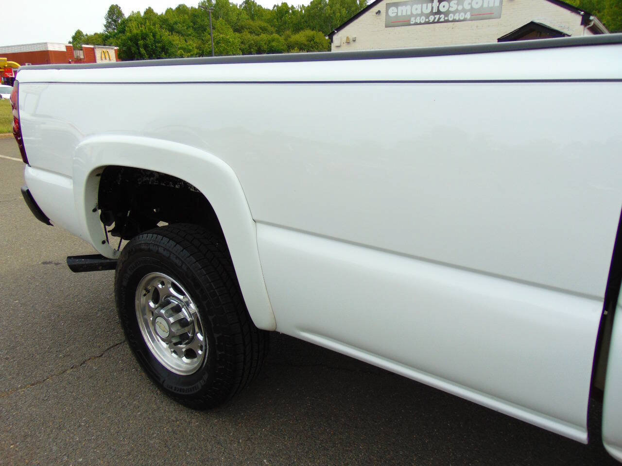 Used 2005 Chevrolet Silverado 2500 LS w/ Heavy-Duty Power Package RWD image 49