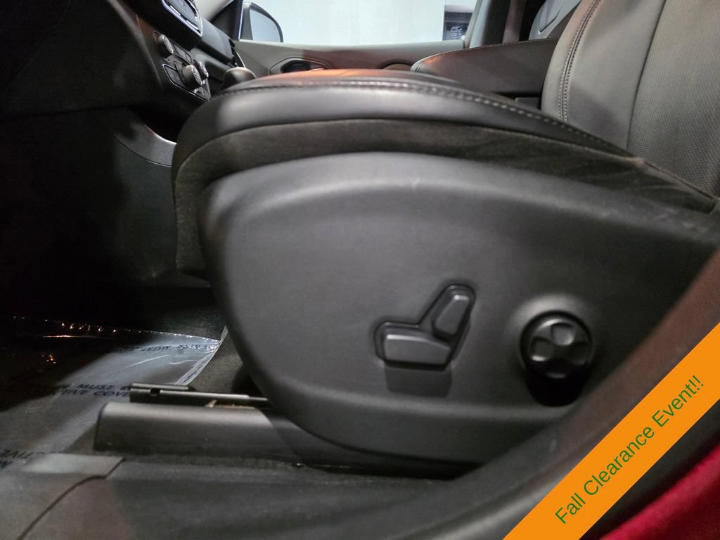 Used 2020 Jeep Cherokee Limited FWD image 14