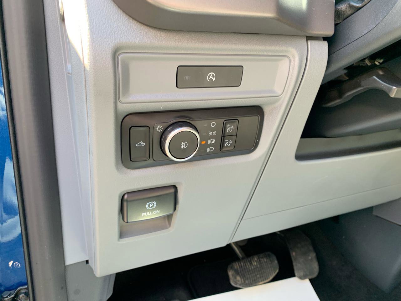 Used 2025 Ford F150 XLT w/ Equipment Group 301A Standard image 14