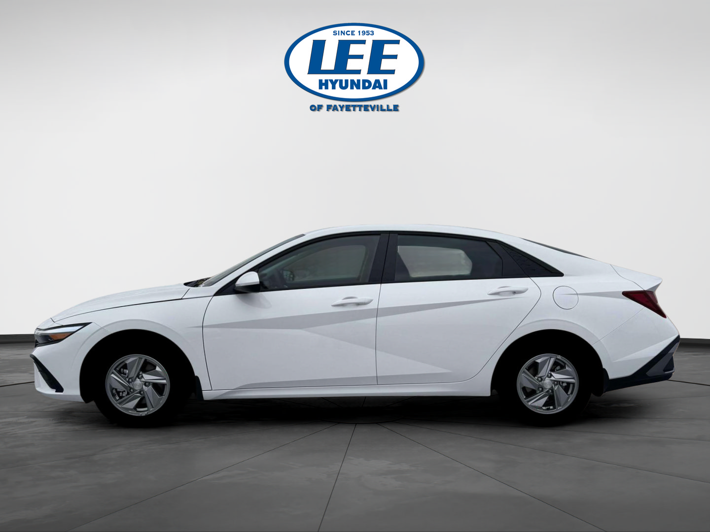 New 2026 Hyundai Elantra SE FWD image 9