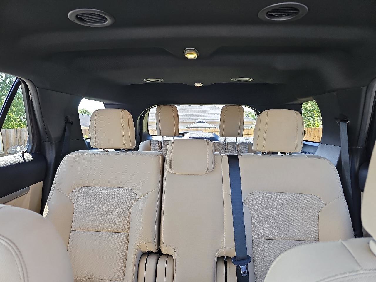 Used 2017 Ford Explorer FWD image 19