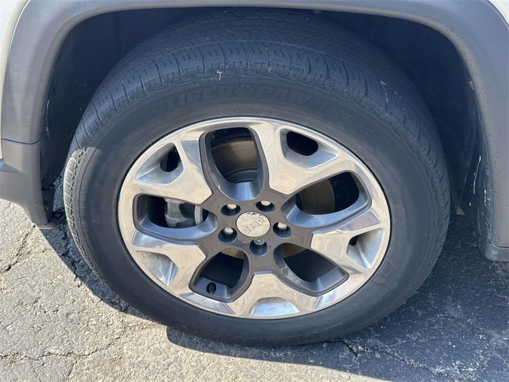 Used 2019 Jeep Compass Limited image 8