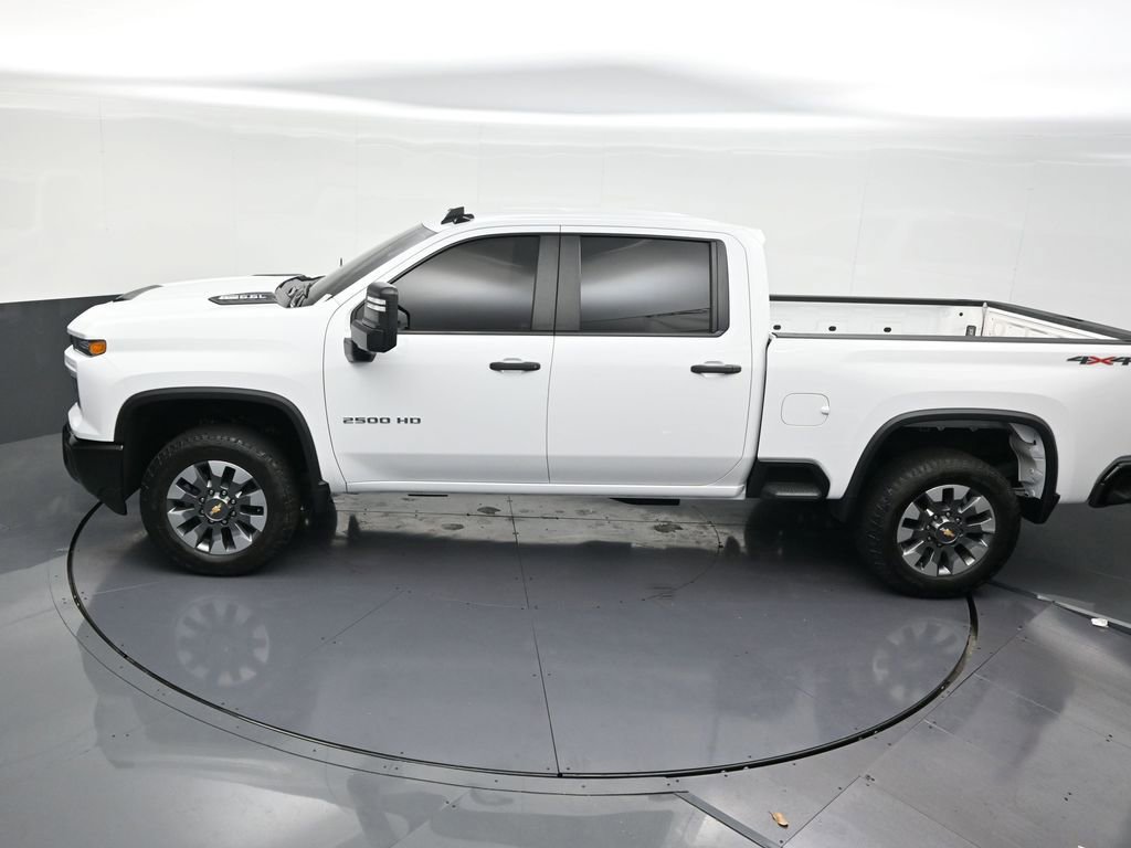 Used 2024 Chevrolet Silverado 2500 Custom w/ Custom Value Package AWD/4WD image 20