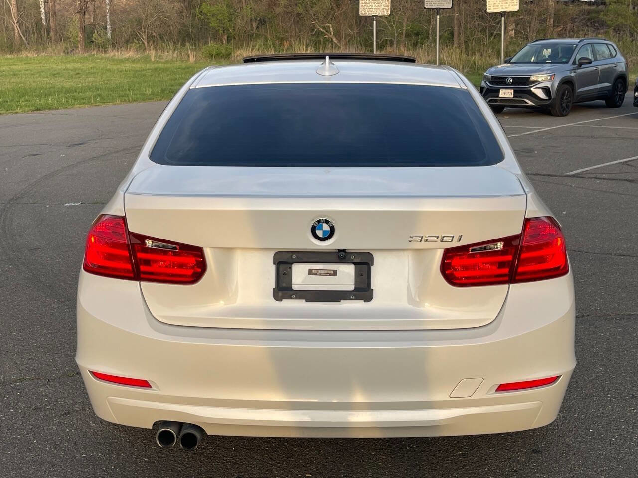Used 2013 BMW 328i Sedan RWD image 4