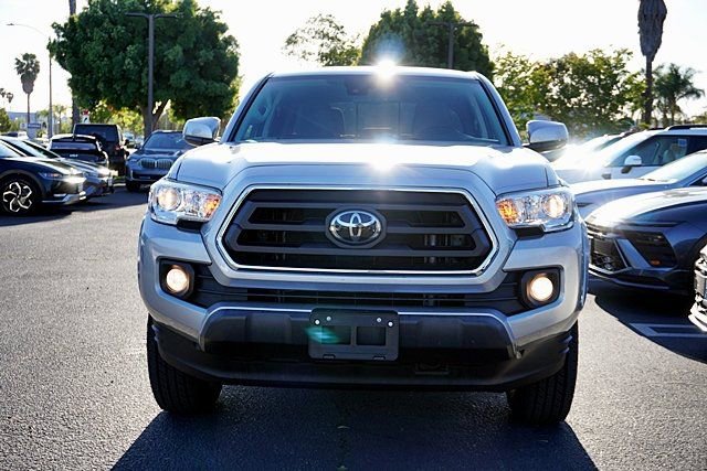 Used 2022 Toyota Tacoma SR5 RWD image 5