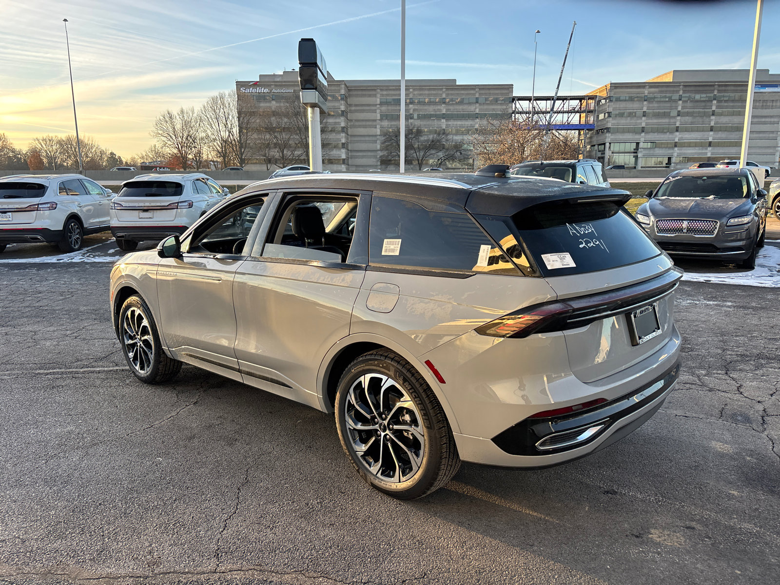 New 2026 Lincoln Nautilus Reserve image 5