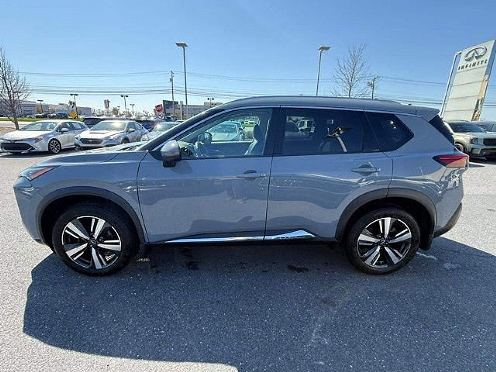 Used 2023 Nissan Rogue SL AWD/4WD image 7