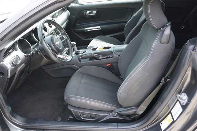 Certified 2020 Ford Mustang Convertible w/ Equipment Group 101A image 22