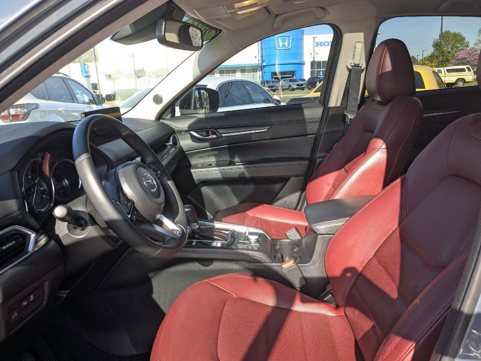 Used 2023 MAZDA CX-5 Carbon Edition image 36