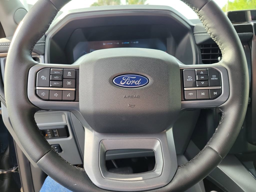Used 2025 Ford F150 Lightning Flash image 19