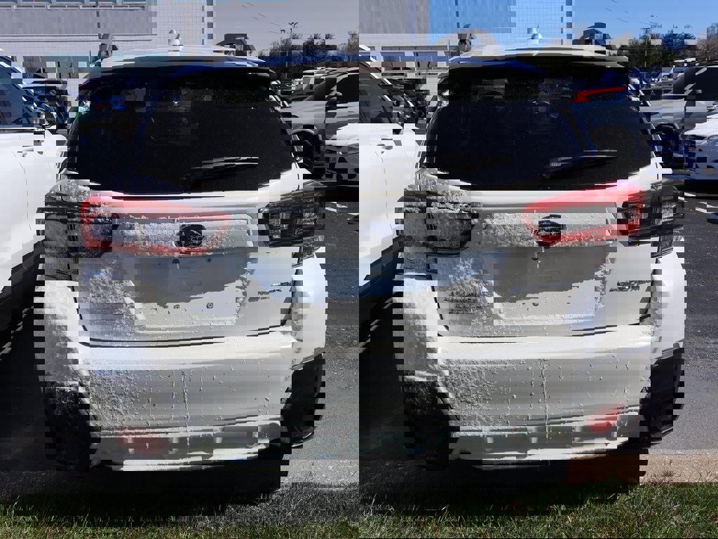 Used 2021 Subaru Crosstrek 2.0i Premium image 19