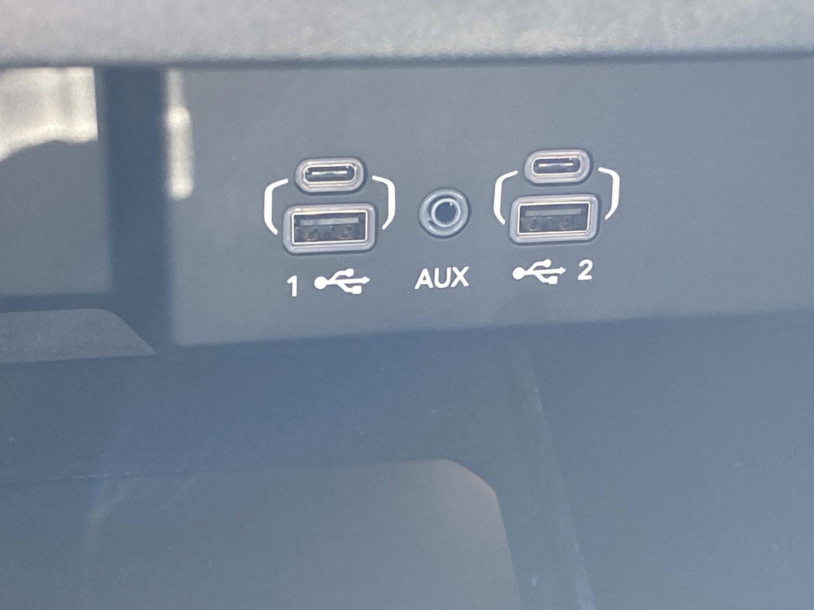 Certified 2024 Jeep Wagoneer Series II w/ Convenience Group I image 33