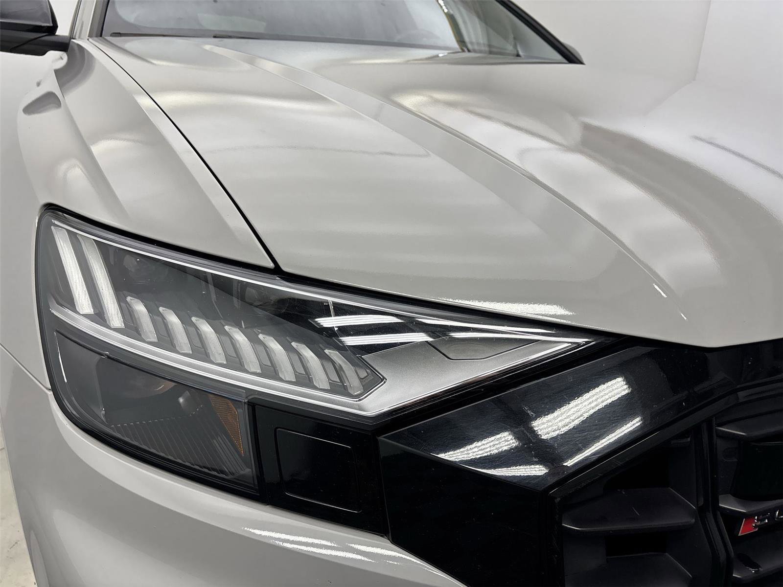Used 2020 Audi SQ8 Prestige w/ Prestige Package image 18