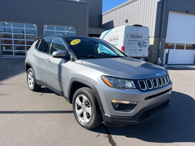 Used 2019 Jeep Compass Latitude w/ Cold Weather Group image 3