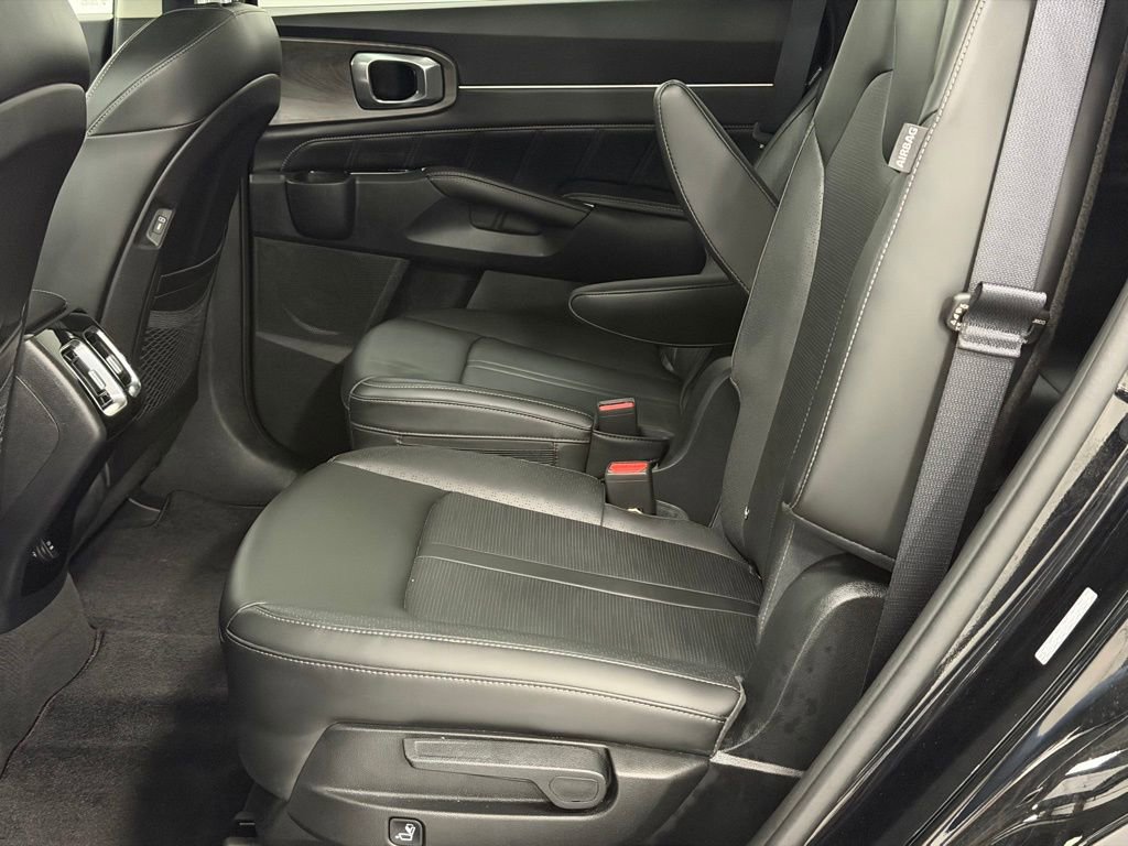 Used 2024 Kia Sorento SX image 25