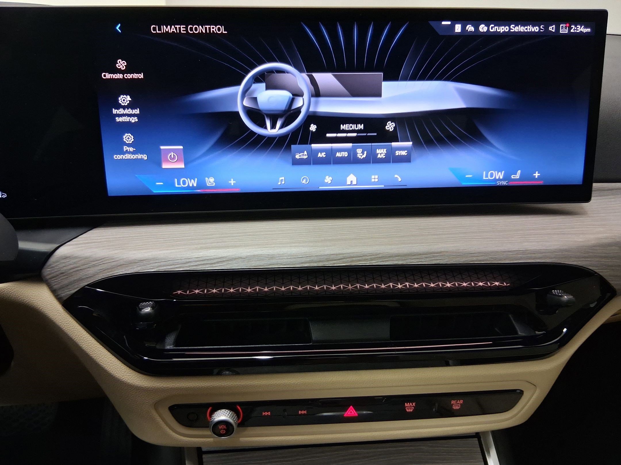 New 2026 BMW 330i Sedan w/ Premium Package RWD image 24