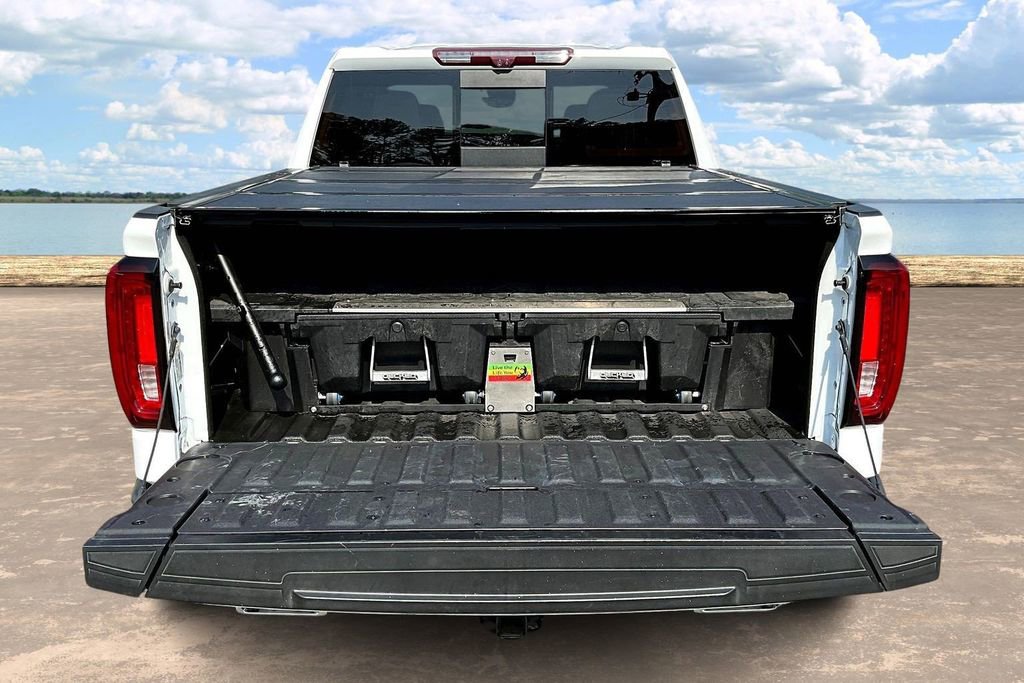 Used 2023 GMC Sierra 1500 Denali w/ Denali Reserve Package AWD/4WD image 9