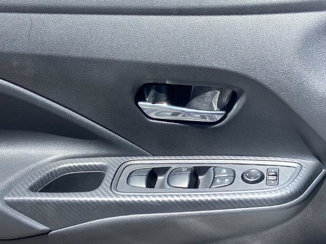 Used 2025 Nissan Versa SV FWD image 18