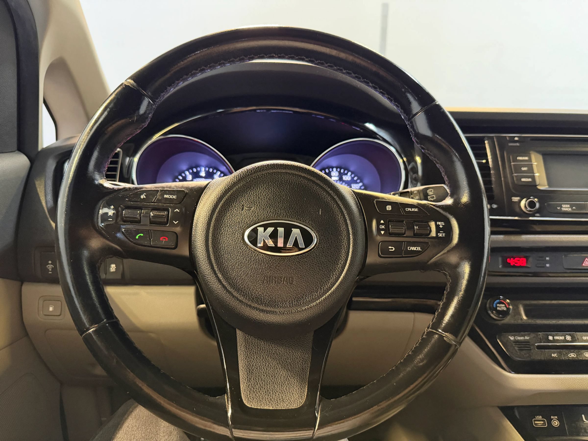 Used 2016 Kia Sedona EX FWD image 12