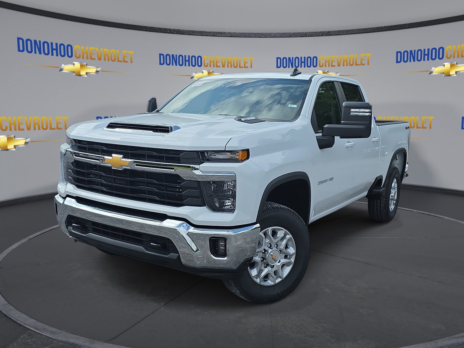 New 2026 Chevrolet Silverado 2500 LT AWD/4WD image 4