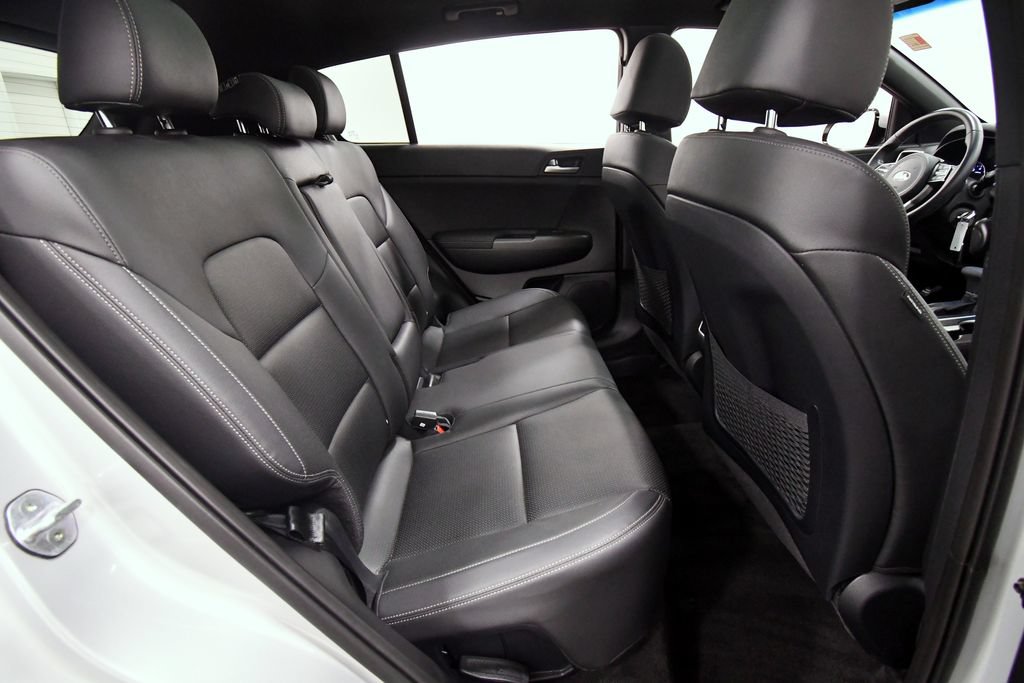 Certified 2022 Kia Sportage Nightfall Edition AWD/4WD image 18
