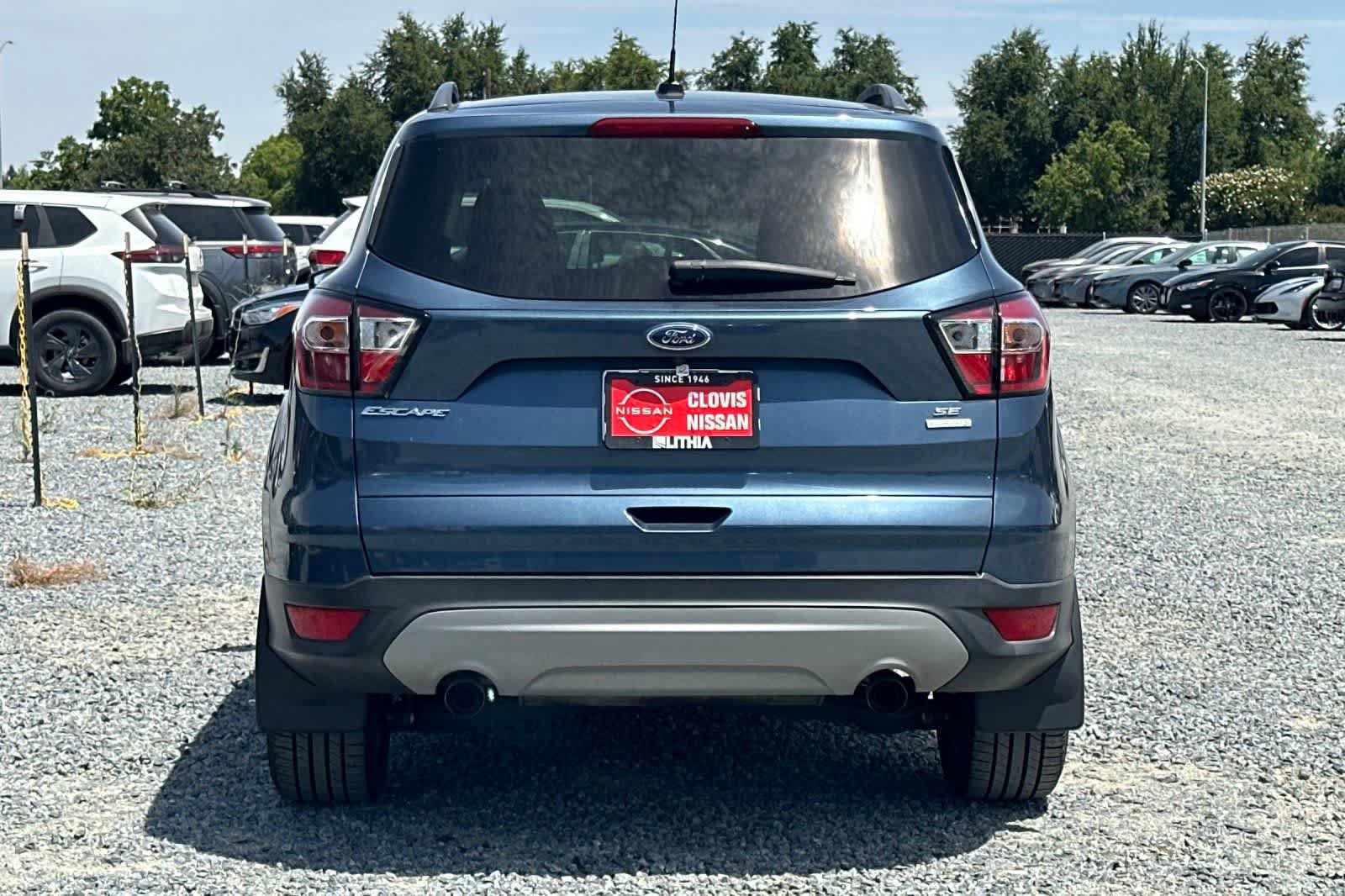 Used 2018 Ford Escape SE FWD image 8