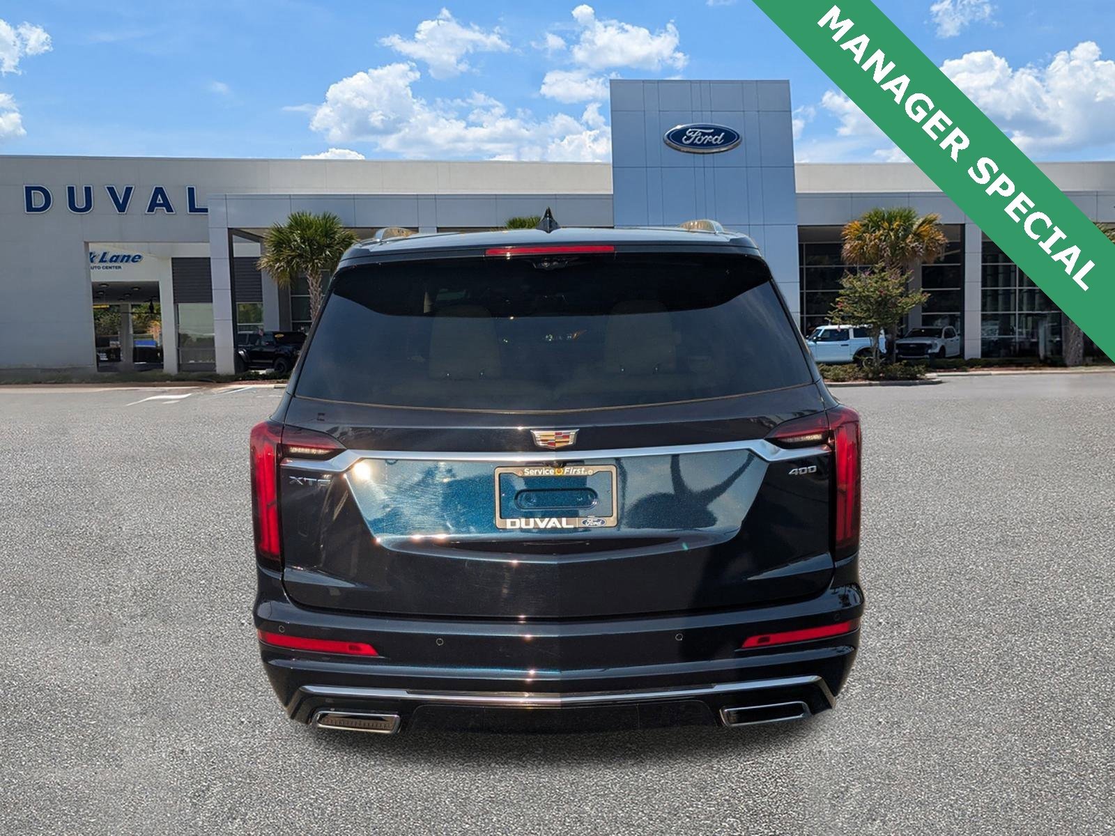 Used 2022 Cadillac XT6 Premium Luxury w/ Technology Package image 5