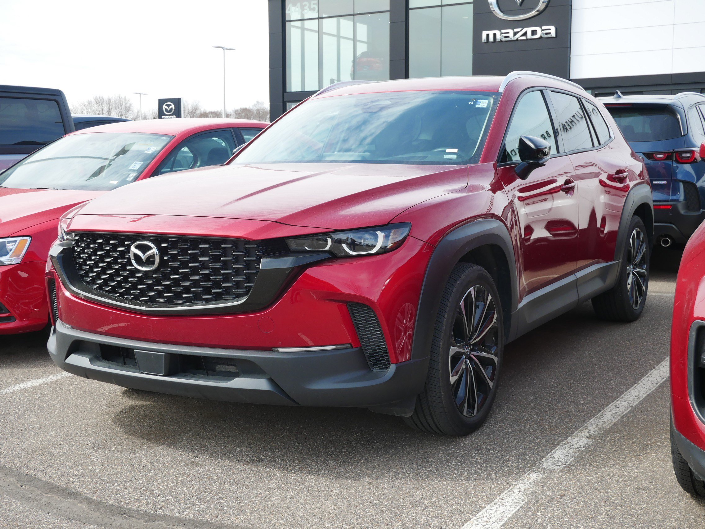 Used 2025 MAZDA CX-50 AWD 2.5 S w/ Premium Plus Pkg image 3