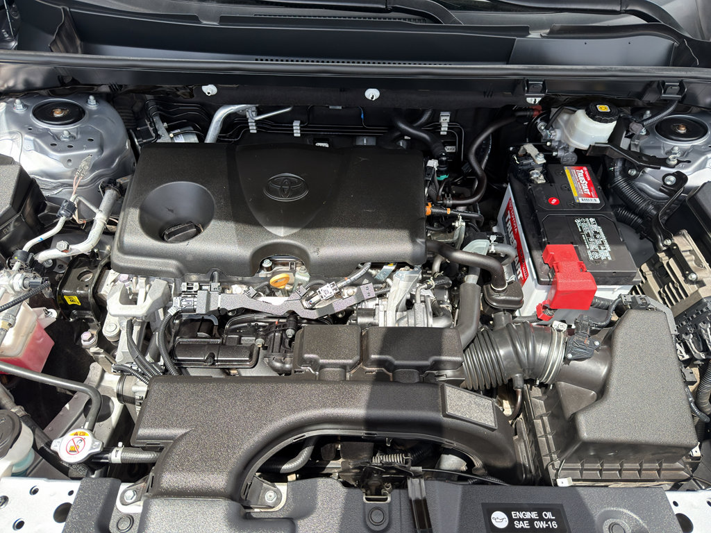 Used 2021 Toyota RAV4 XLE w/ Carpet Mat Package (TMS) AWD/4WD image 16