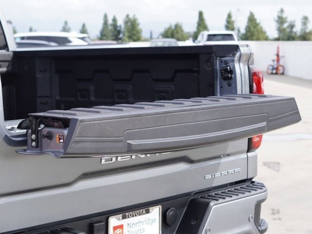 Used 2022 GMC Sierra 1500 Denali w/ Denali Reserve Package image 15