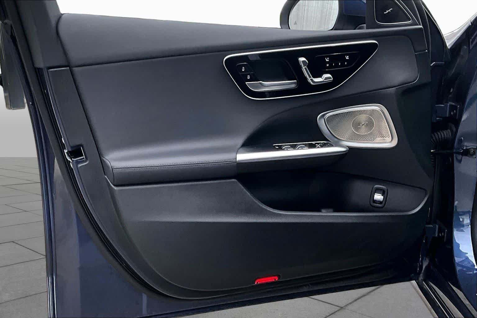 Certified 2025 Mercedes-Benz C 300 4MATIC Sedan image 22