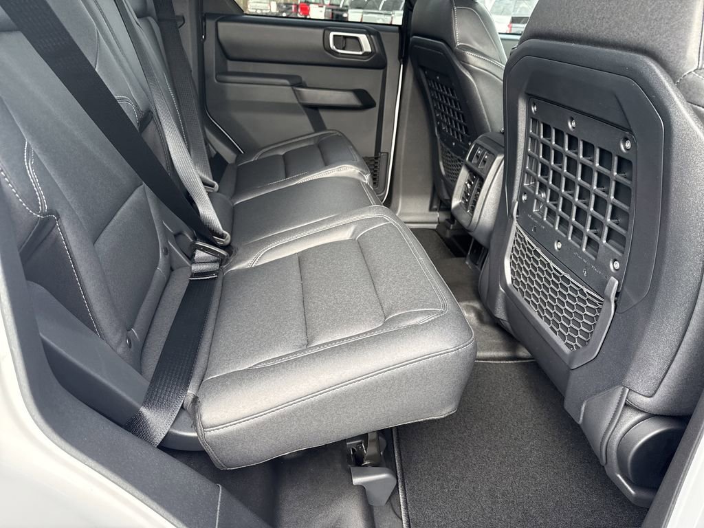 New 2025 Ford Bronco Badlands image 16