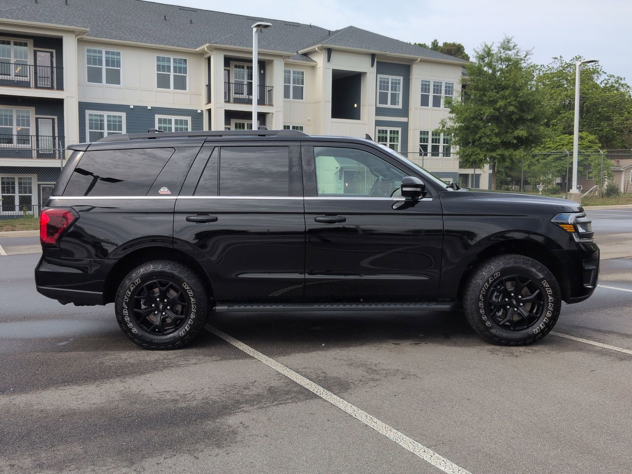 Certified 2024 Ford Expedition Timberline AWD/4WD image 3