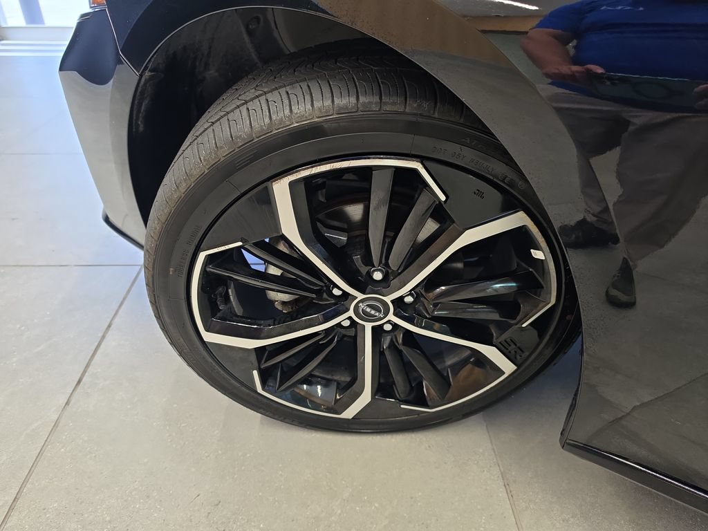 Used 2024 Nissan Altima 2.5 SR FWD image 33