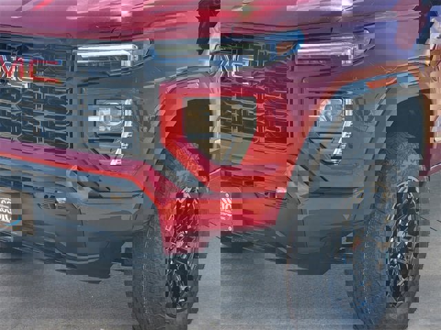 New 2026 GMC Canyon Elevation w/ Convenience Package image 7