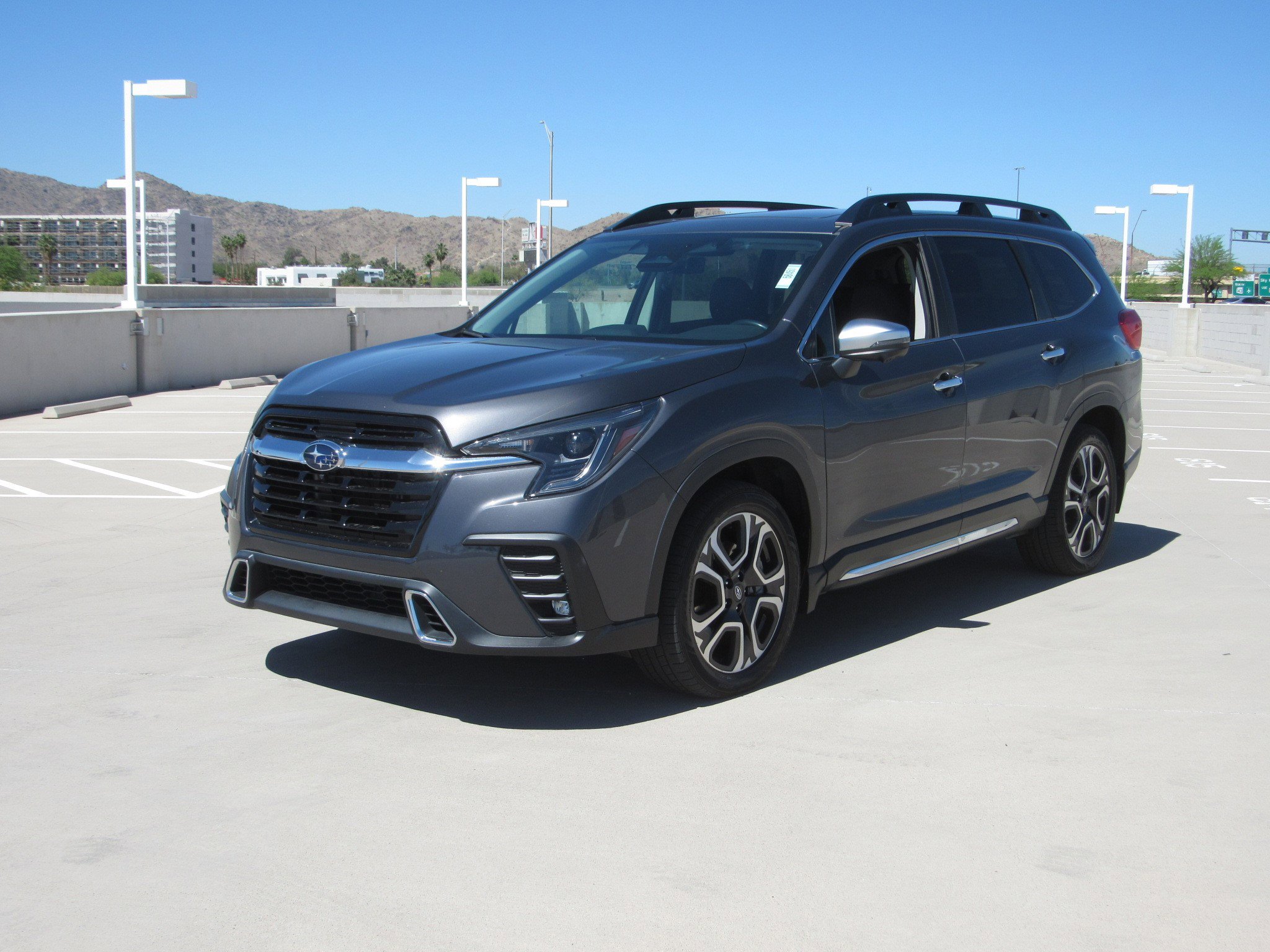 Used 2023 Subaru Ascent Touring image 1