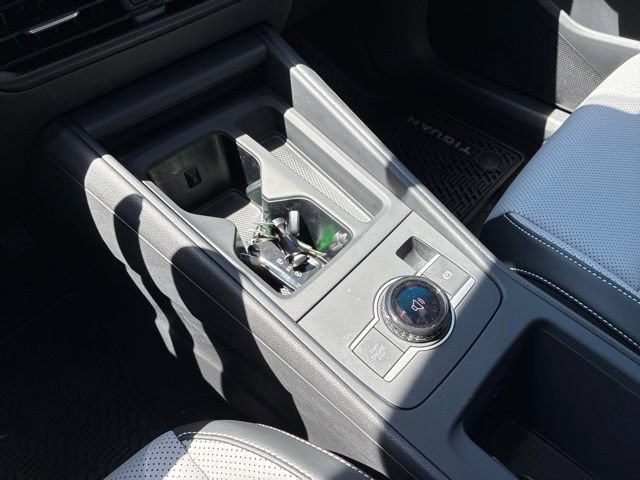 New 2026 Volkswagen Tiguan SE AWD/4WD image 11