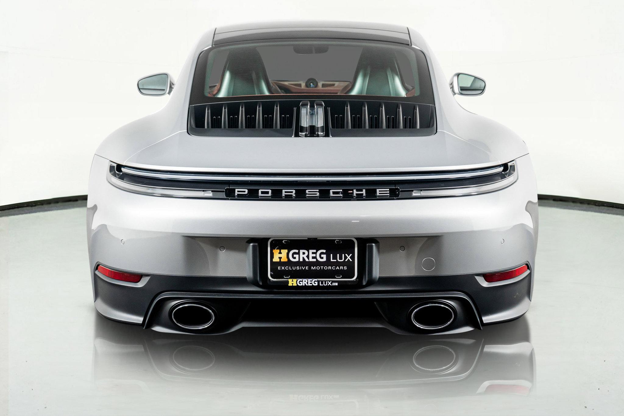 Used 2025 Porsche 911 Carrera S w/ Premium Package RWD image 10