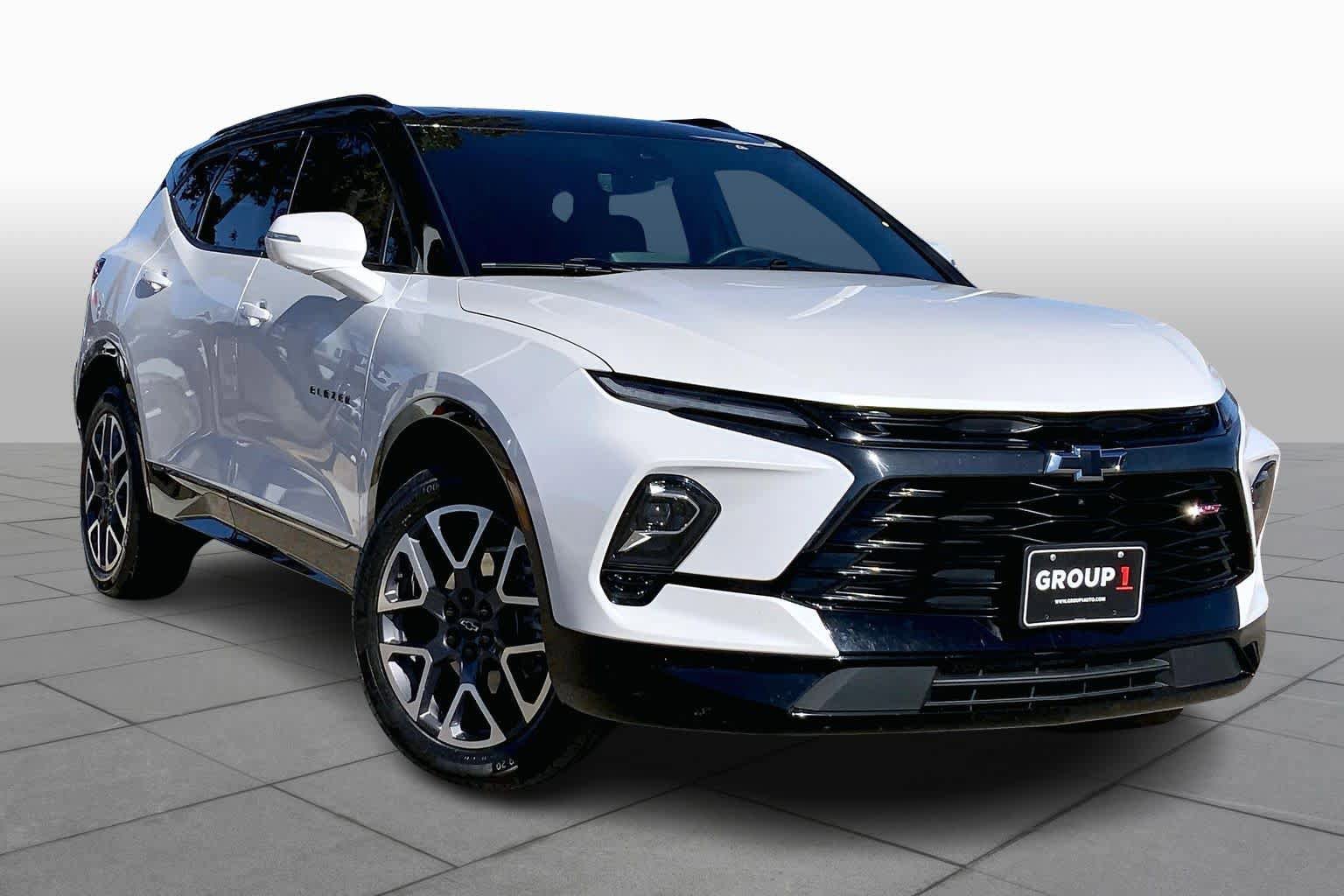 Used 2023 Chevrolet Blazer RS w/ Driver Confidence II Package FWD image 5